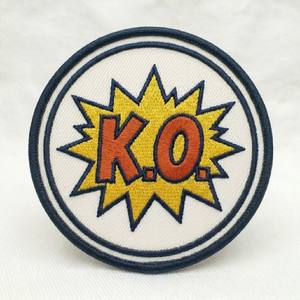 Patch brodé personnalisé poing ensanglé bandagé, badge de combattant thermocollant, broderie machine pour boxe et MMA, vente en gros, commande en gros - Product Image 2