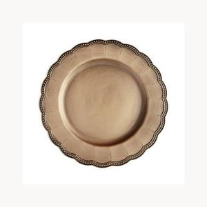 Assiette de Présentation Moderne en Métal, Finition Dorée Élégante, Design Personnalisé, Nouvelle Arrivée Décorative pour la Table - Product Image 3