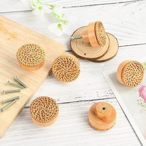 Accessoires de meubles de quincaillerie de garde-robe de haute qualité bouton de porte en rotin naturel boutons en bois décoratifs pour la décoration intérieure - Product Image 1
