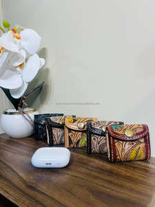 Fundas protectoras de cuero genuino de piel de vaca con herramientas reales, fundas de auriculares de viaje personalizadas con estilo, los mejores regalos de cumpleaños - Product Image 5