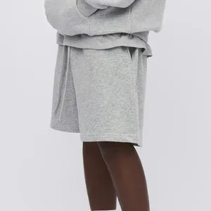 Conjunto de Sudadera con Capucha y Pantalones Cortos Deportivos para Hombre, Diseño Personalizado OEM, Ligero, Transpirable, Ecológico, con Cordón Ajustable - Product Image 4