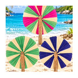 Ventilateur rafraîchissant artisanal en feuilles de coco du Vietnam, accessoire naturel rustique pour événements de jardin, fêtes de plage, festivals d'été et environnements tropicaux - Product Image 3
