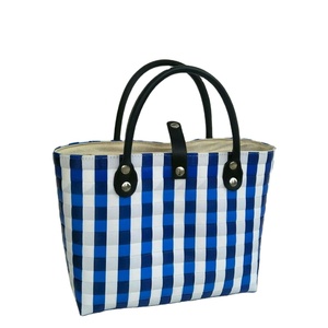 กระเป๋าสตรีวินเทจแบบสายเดี่ยวทำจากพลาสติก PP สำหรับงานแต่งงานงานปาร์ตี้แบบลำลองฤดูร้อนของโรงงานเวียดนาม - Product Image 3