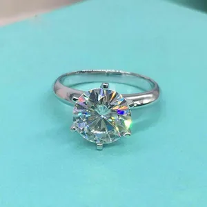 แหวนหมั้นมอยซาไนต์ แหวนเงินแท้ 925 แหวนแต่งงานเพชรโมอิสซาไนต์ทรงกลม แหวนหรูหราเปล่งประกาย - Product Image 1