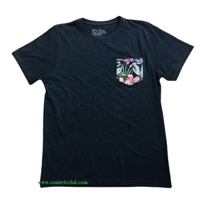 T-shirt unisexe de haute qualité à col rond et manches courtes, en tissu jersey respirant en mélange de coton et de viscose, avec motif lettres et devant non tissé - Product Image 1