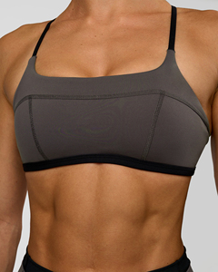 Soutien-gorge de sport gris pour femme avec bordure noire et fines bretelles pour le yoga et l'entraînement physique - Product Image 5
