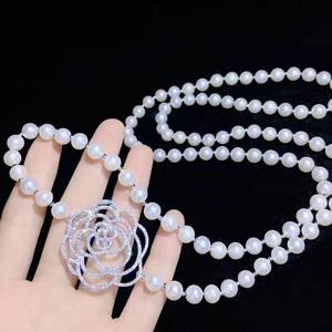 Collier de perles d'eau douce 8-9 mm avec pendentif camélia, chaîne longue et extension, collection automne/hiver, bijoux JI - Product Image 2