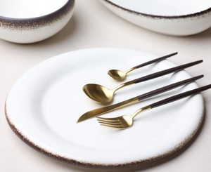 Cubiertos brillantes de estilo árabe diseñados para una gran comodidad de lujo, belleza radiante, elegancia y entretenimiento de élite. - Product Image 6