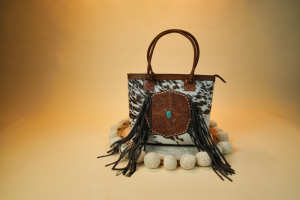 Bolso de mano con flecos de piel de vaca para mujer, elegante bolso de espuma, bolsos tallados a mano para múltiples usos - Product Image 4