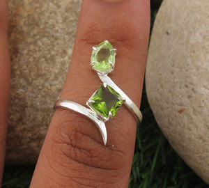 Peridot <b>Quartz</b> <b>Ring</b> 925 Sterling Silver August Birthstone Wedding Jewelry for Women Brilliant Cut Green <b>Quartz</b> Classic Style - Product Image 3