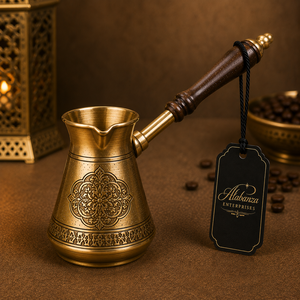 Cafetera Turca de Cobre Alabanza Cezve, Diseño Floral Grabado Vintage con Asa de Madera - Product Image 3