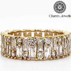 Bague de fiançailles en moissanite taille coussin motif floral Charm Jewells, en argent 925, sertie à griffes, style classique pour femme, certifiée IGI, couleur or - Product Image 1