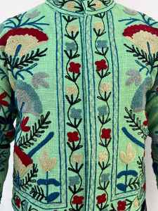 Veste courte brodée TNT Suzani pour femme, style ouzbek, veste d'hiver, style bohème chic, vêtements d'extérieur - Product Image 2