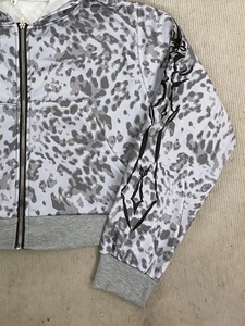 เสื้อฮู้ดซิปพรีเมียม ผ้าฝ้ายเนื้อนุ่ม น้ำหนักเบา สวมใส่สบาย เสื้อแจ็คเก็ตสไตล์สตรีทแฟชั่น สำหรับผู้ชายและผู้หญิง ใช้ได้ทุกวัน - Product Image 3