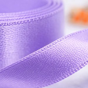 Cinta de Raso de Poliéster 100% Tejida de Doble Cara Roja de 12 mm, Resistente a la Contracción, de Primera Calidad, para Manualidades y Regalos - Product Image 1