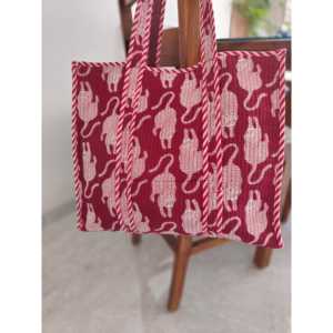 Bolsas de Mano Promocionales Premium Color Granate Oscuro con Diseño de Tigre - Product Image 3