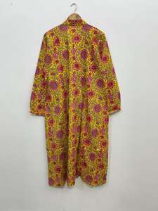 เสื้อคุรตะผ้าฝ้ายทำมือ: เสื้อคลุมสไตล์โบโฮพิมพ์ลายดอกไม้สีเหลือง - Product Image 6