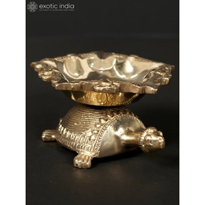 Diya ทองเหลืองทำด้วยมือ3นิ้วกับห้า wicks Vastu เต่าการออกแบบแบบดั้งเดิมอินเดียของตกแต่งบ้านที่ทำในอินเดีย - Product Image 2