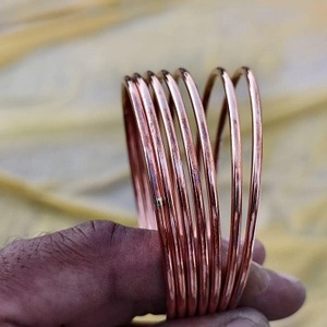 Brazalete Magnético de Cobre Martillado Chapado en Oro, Hecho a Mano, Moderno, para Aniversario/Día de la Madre/Día de Acción de Gracias, India F S - Product Image 1