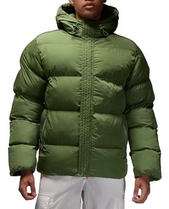 Veste matelassée à capuche verte pour homme, rembourrée de duvet, coupe-vent, fermeture éclair, vêtement d'hiver décontracté, couleur unie, coupe régulière - Product Image 1
