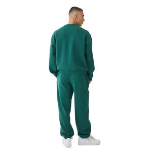 Nuevo Conjunto Deportivo de Alta Calidad en Algodón Estilo Americano con Estampado Serigrafiado en Tela de Poliéster Desgastada - Product Image 2