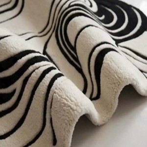 Alfombra Contemporánea de Lana Negra y Blanca con Diseño Abstracto Curvo, Alfombra de Lujo Suave y Afelpada, Moderna, Hecha a Mano, Decorativa para Sala de Estar - Product Image 2