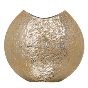 Luxury Look Silver Finished Geometric Shape Flower Vase Minimalist Design Home Office Tabletop Gifting Wedding Occasions - Product Image 4