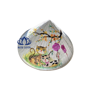 Chapeau vietnamien artisanal unique en gourde sculptée, disponible |   Souvenir culturel durable et accessoire photo - Product Image 1