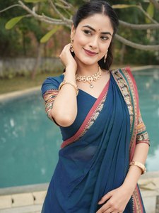 Ensemble élégant de lehenga choli en coton Chanderi avec dupatta tissé à la main et bordure traditionnelle – Tenue festive et ethnique - Product Image 4