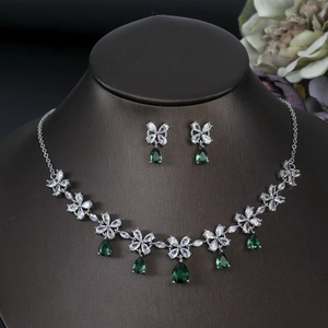 Women's Gold Plated Zinc Alloy Natural Stone Bridal Retro Jewelry <b>Set</b> with Necklace <b>Earrings</b> <b>Bracelet</b>-Romantic Style - Product Image 4