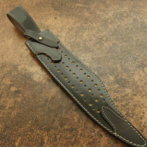 Couteau de chasse Bowie fait main avec lame en acier courbée argentée, dos dentelé, manche décoratif en ivoire noir, pour camping et exposition en extérieur - Product Image 5