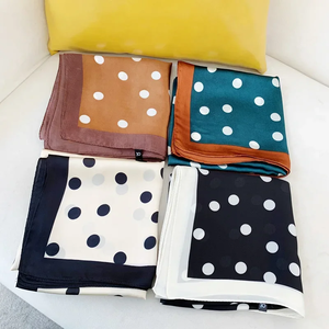 Foulard en satin de soie imprimé à pois 70*70cm pour femme, petit châle, foulard pour cheveux, foulard pour sac, accessoires de mode féminins - Product Image 4