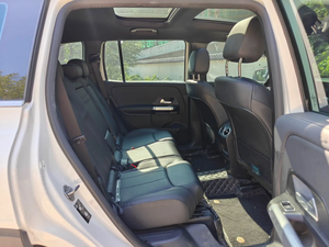 เมอร์เซเดส-เบนซ์ GLB 180 ปี 2022 รถ SUV หรูมือสอง เกียร์อัตโนมัติ เครื่องยนต์เบนซินเทอร์โบ เบาะหนัง ไฟ LED - Product Image 6