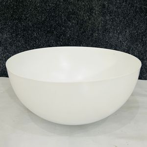 Bol de service en métal durable et léger de 12 pouces, respectueux de l'environnement, avec finition en céramique blanche mate, design bohème pour le service des aliments - Product Image 1