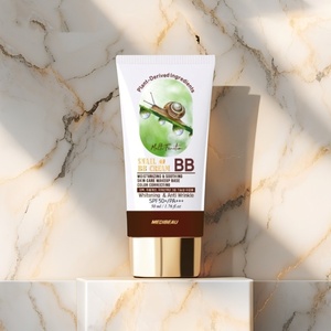 Crème BB à l'extrait d'escargot SPF50 PA, base de maquillage hydratante légère avec éclat naturel, 50 ml - Product Image 1