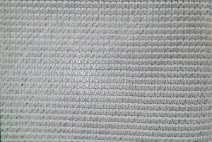 Green HDPE <b>Plastic</b> <b>Mesh</b> Net Knitted Stretched Extruded Tape Netting for Fence and Garden - Product Image 4