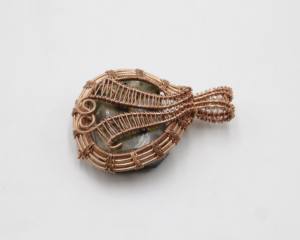 Colgante de Ametrina con Alambre de Cobre, Tamaño Libre, Gema de Ametrina Natural, Joyería Hecha a Mano - Product Image 1