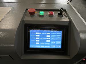 Machine de nettoyage au laser à fibre continue de qualité supérieure 3000W pour l'aluminium et les métaux avec une vitesse de plus de 30 m/h, nouvelle - Product Image 2