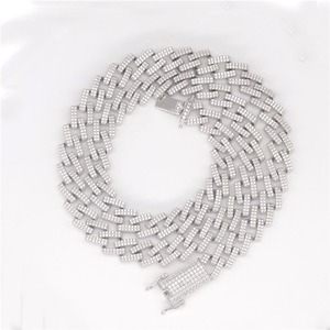 Cadena Cubana de Diamantes de Fábrica Directa para Joyería de Boda o Vestidos de Novia y Eventos Especiales Disponible a Buen Precio - Product Image 1