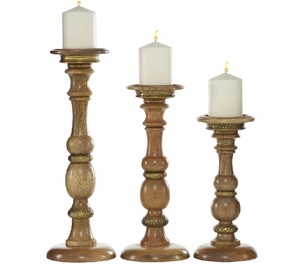 Candelabro de Madera Hecho a Mano de 17.95'' de Alto, Estilo Rústico, Portavelas de Pilar, Decoración Navideña para el Hogar, Centro de Mesa - Product Image 2