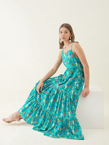Vestido Maxi con Estampado Floral Azul Verde Azulado de Diseñador, con Volantes, para Uso Diario y Viajes, Disponible a Precio de Mayoreo - Product Image 5