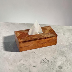 Cenicero de Escritorio Cuadrado Moderno de Madera Hecho a Mano con Acabado Natural para Uso Doméstico, Unicornio Artesanal - Product Image 2