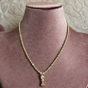 Collier à billes en or jaune et blanc avec perles texturées complexes et breloque pendante, bijoux raffinés pour femmes - Product Image 2