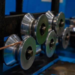 Conductor de cobre a prueba de agua de 22.9kV-y, aislado con XLPE, conductor neutro concéntrico con cintas expansibles al contacto con el agua y revestimiento de PVC. - Product Image 3