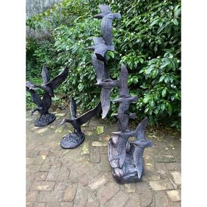 Sculpture d'Aigle en Vol pour Jardin, Décoration de Sol, Patine Verte, Finition Antique, Statue d'Oiseaux en Fonte - Product Image 3