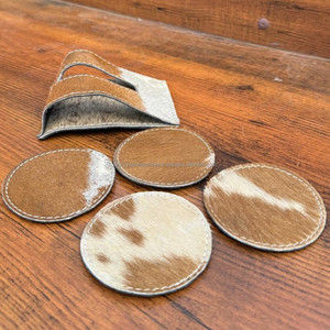Venta superior 2025 posavasos de cuero de vaca hechos a mano con soporte 4 Uds posavasos redondos de cuero genuino para bebidas regalos de decoración del hogar occidental - Product Image 3