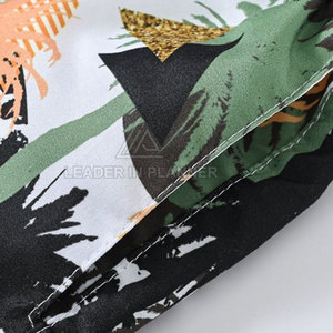 กางเกงชายหาดผู้ชายสไตล์ใหม่ สีพื้น กางเกงชายหาดสำหรับวิ่ง คุณภาพสูง - Product Image 3