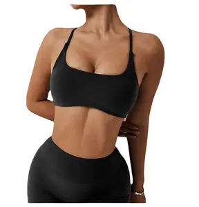 2024 vente en gros conception personnalisée couleur sport soutien-gorge femmes plaine hauts de gymnastique Fitness vert femmes sport soutien-gorge dos nu fort Impact Yoga soutien-gorge