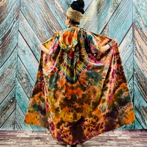 Nouvelle Collection 2025 – Kimono Robe Tie-Dye Fait Main Bandeau 1 Pièce – Tenue de Plage Bohème Coupe Classique Écoresponsable pour Vacances d'Été Femme - Product Image 2