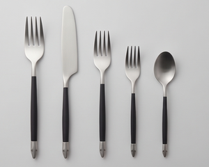 Ensemble de couverts modernes en acier inoxydable avec manches noires, finition miroir, fourchettes, couteaux, cuillères, ustensiles de table pour mariage - Product Image 1